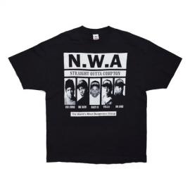 N.W.A STRAIGHT OUTTA COMPTON