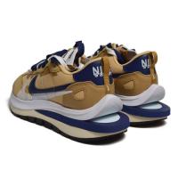 NIKE VPORWAFFLE / SACAI (DD1875 200)