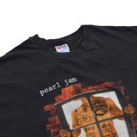 PEARL JAM window pain