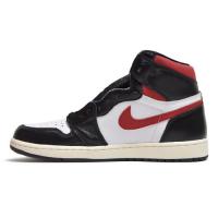 AIR JORDAN 1 RETRO HIGH OG (555088 061)
