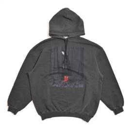 Oversized Photoshoot Sweater